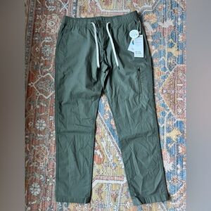 Vuori women athletic Ripstop Series Pants